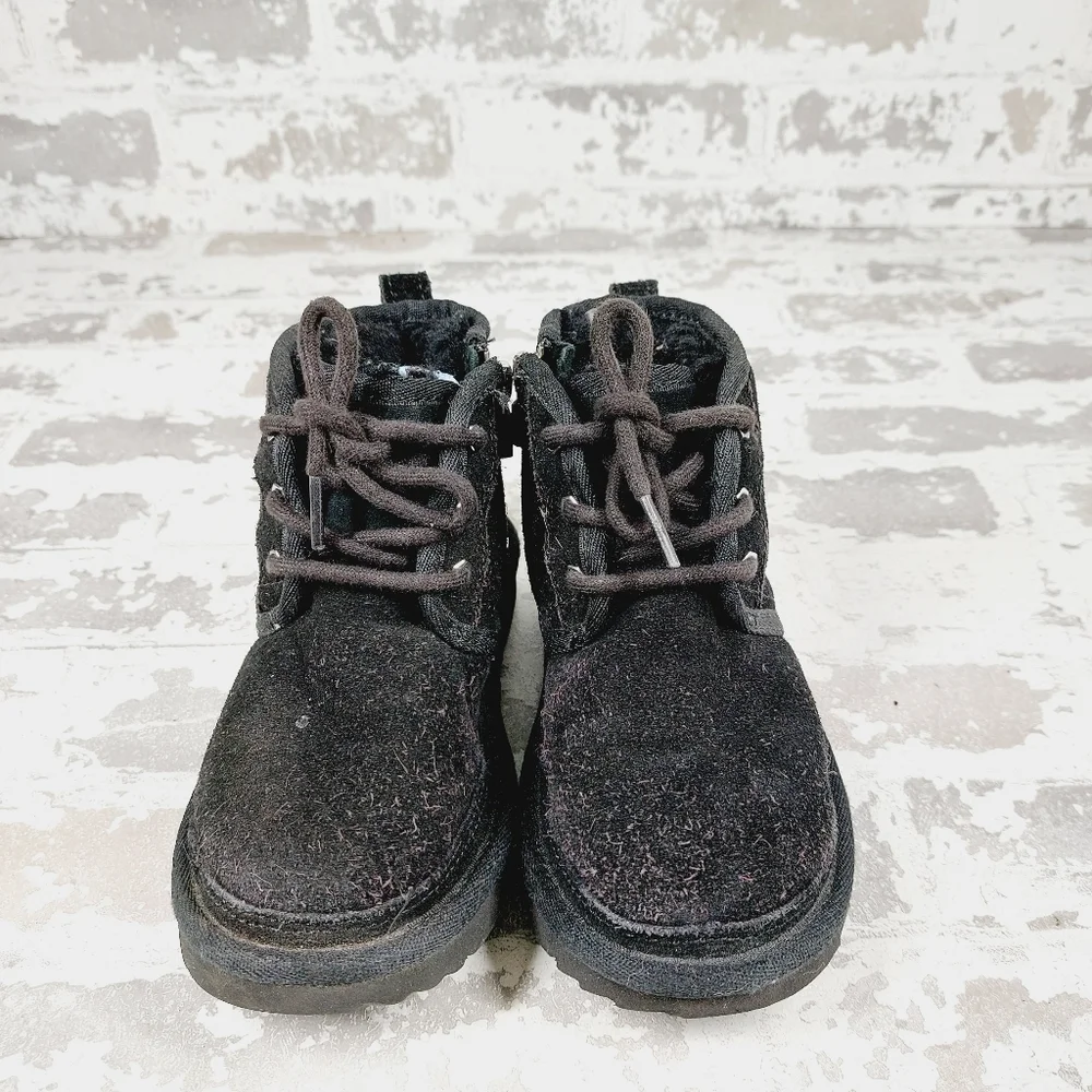 Ugg Neumel II Black Suede Side Zip Lace Up Winter Snow Ankle Boots M527